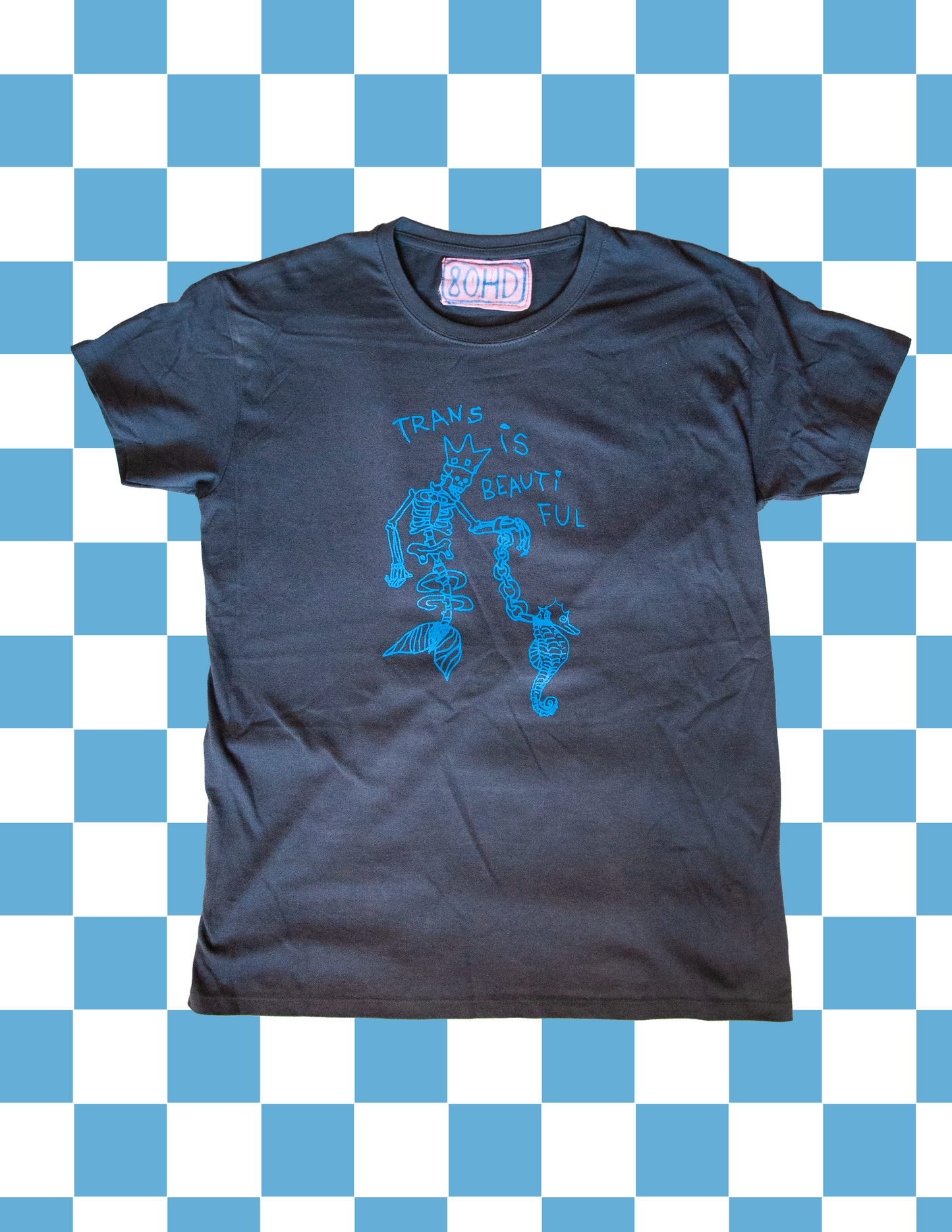 Trans is beautiful - Tshirt