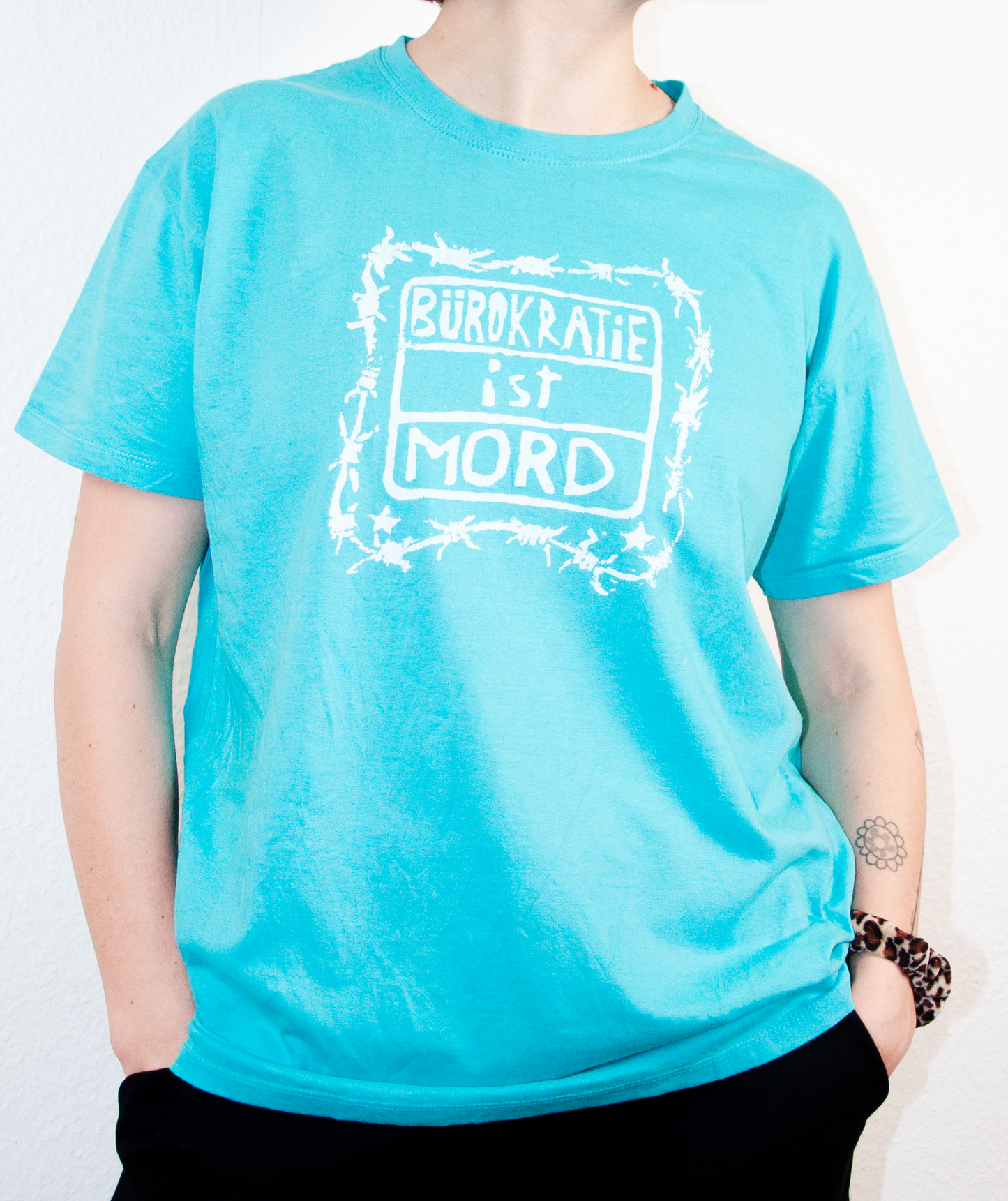 BÜROKRATIE IST MORD - Shirt mit Siebdruck